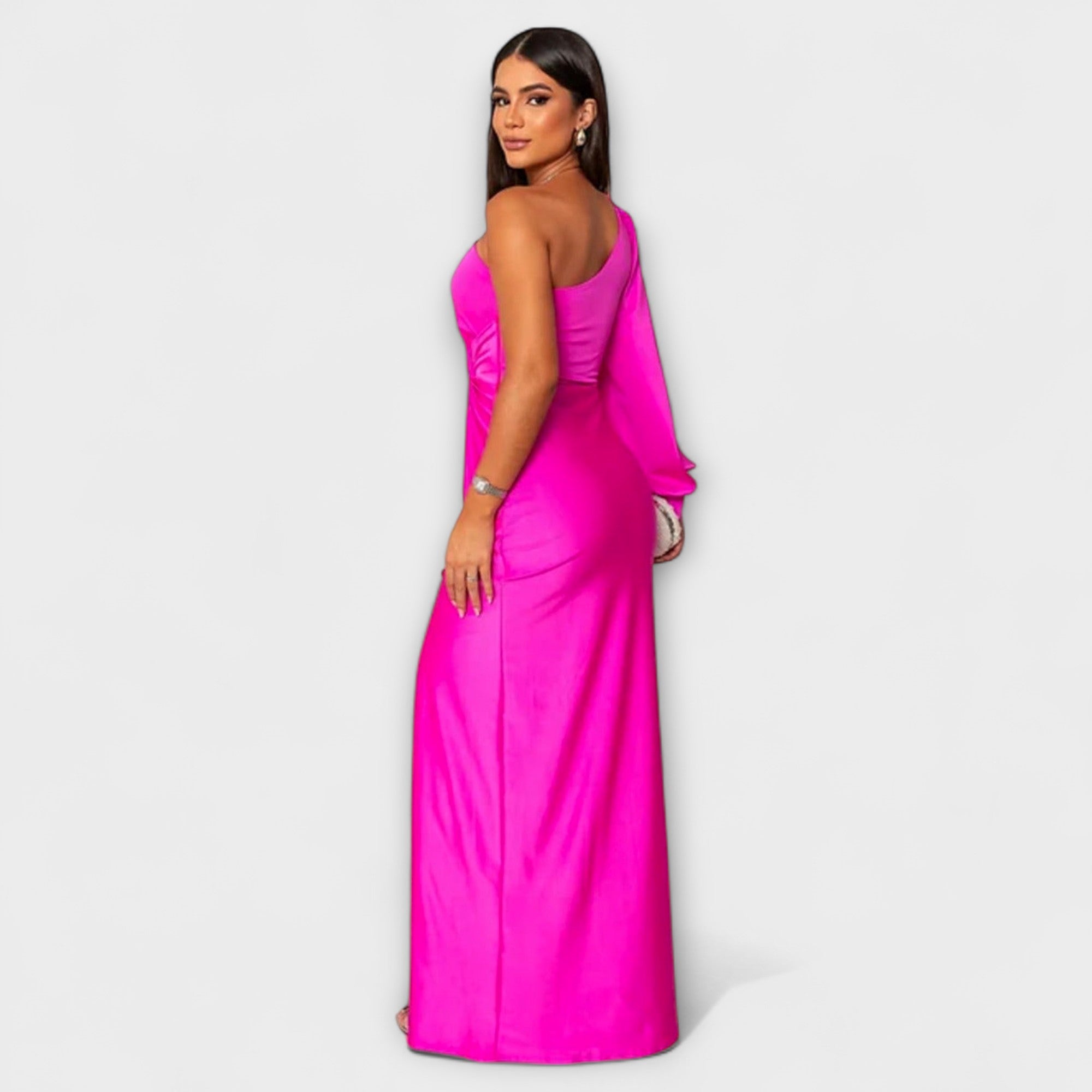 Juli - Elegáns Ruha Kifinomultsággal