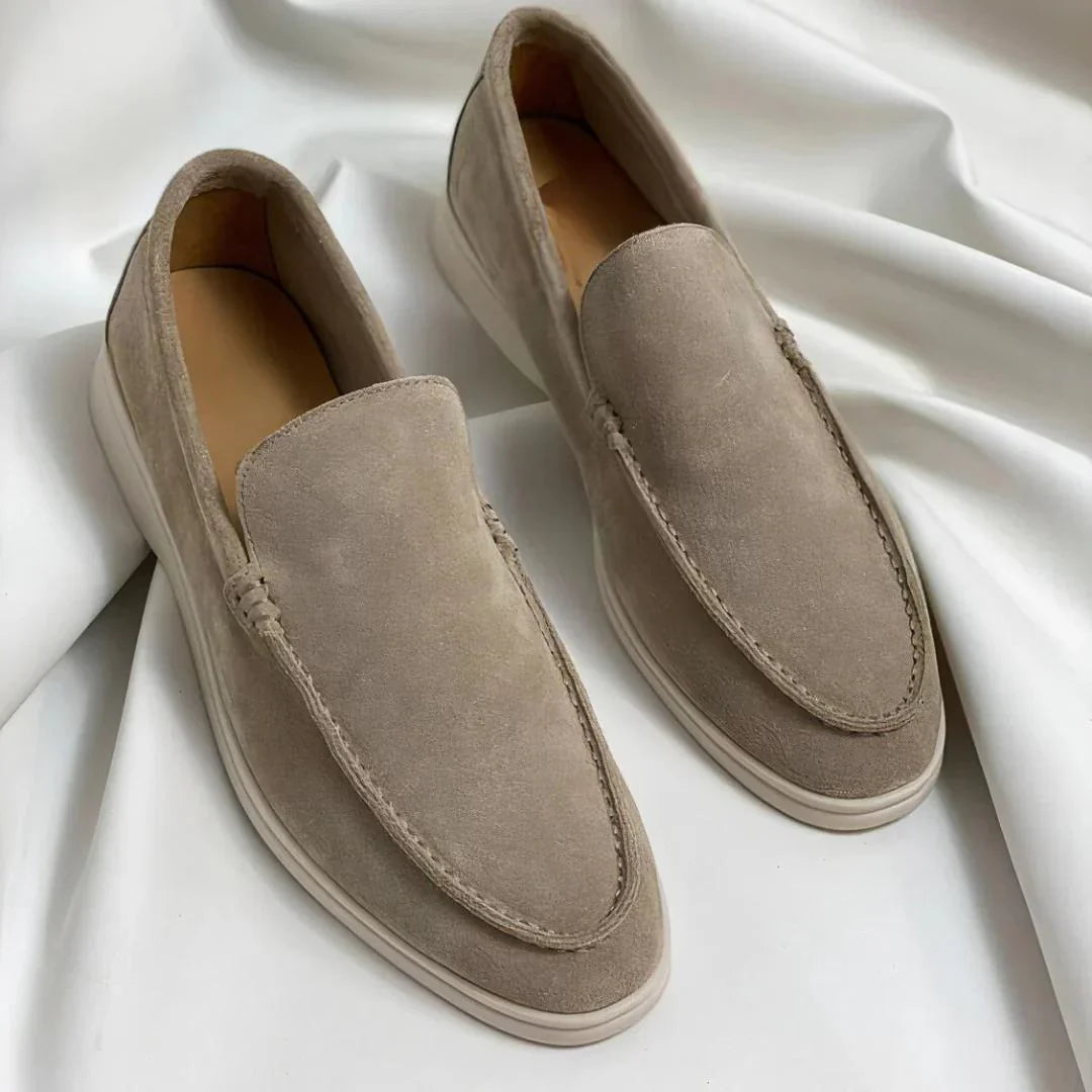 Elegáns velúr loafer